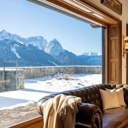 Luxuriose Alpenresidenz Mit Spektakularem Bergblick Vor Den Toren Munchen 别墅 *